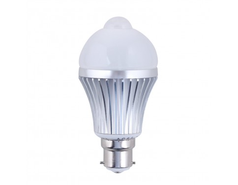 LED - Motion and Light Sensitive PIR LED Light Bulb - Automatic Motion Sensor Activated - B22 Bayonet Fit Energy Saving - Warm White