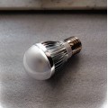 LED Medium E26 Base Light Bulb for 12 Volt 24 Volt 36 Volt 48 Volt 60 Volt Super Wide Voltage Band Input Low Voltage Screw Fitting Bulb for Solar Marine Car RV Motorhome Battery DC System 12V 24V 48V